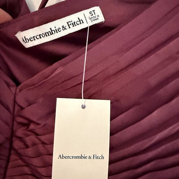 Abercrombie Giselle Pleated Cutout Mini Dress Small (Tall) - Picture 3 of 3